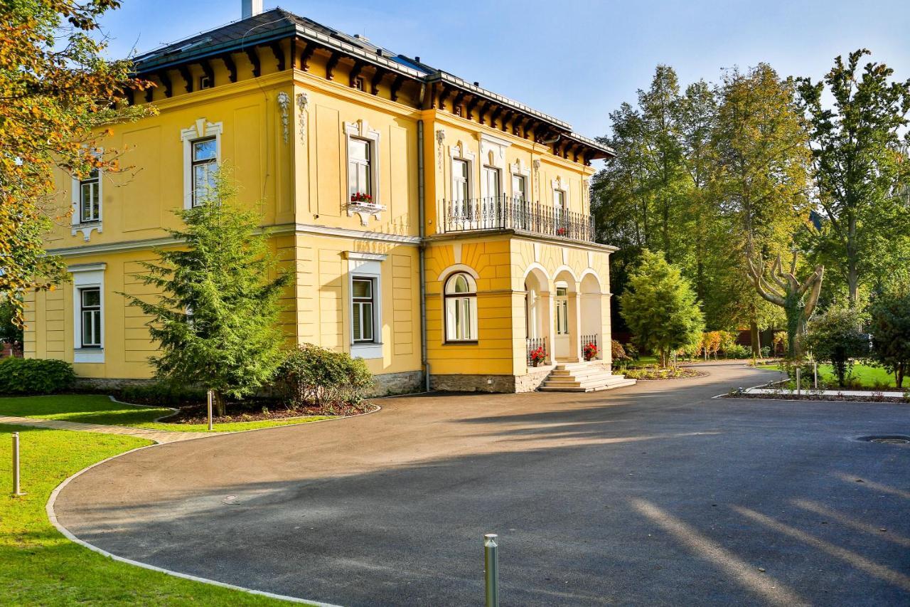 Villa Aurelie Velké Losiny Buitenkant foto